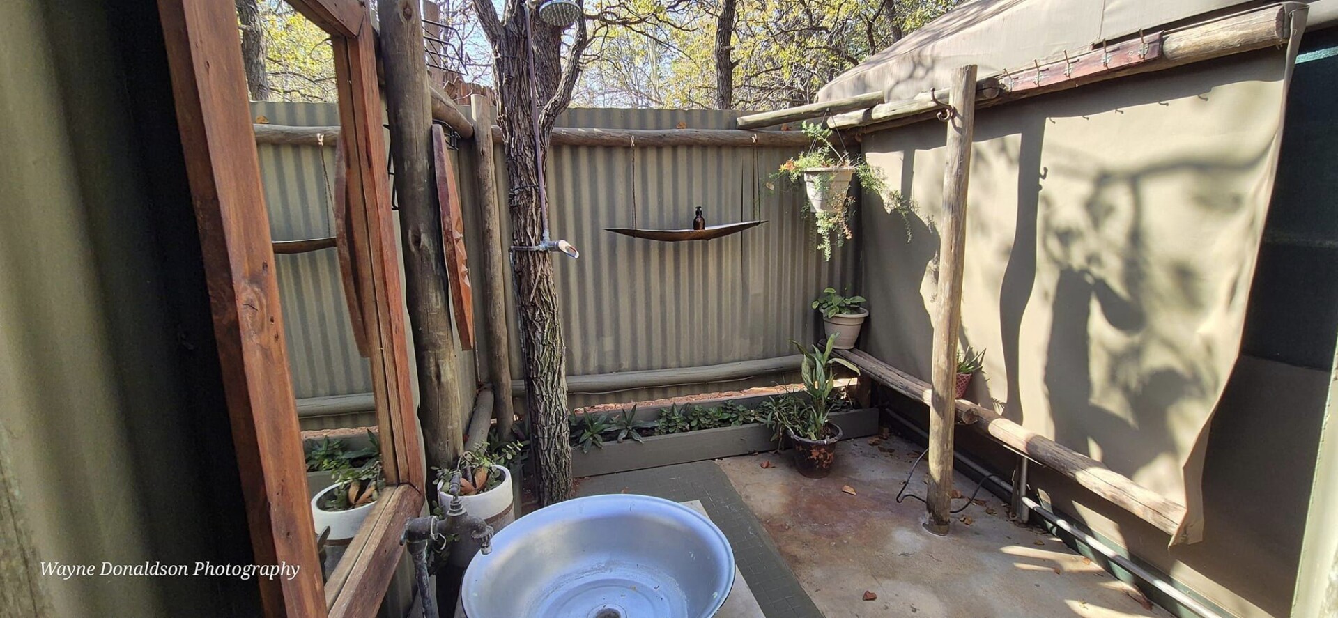 Wayner bathroom